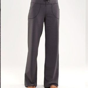 Lululemon Still Pant Heathered Coal size 6
